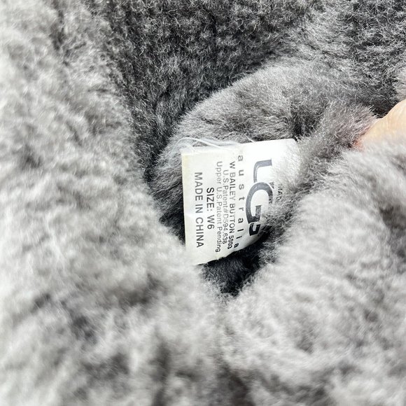 UGG Australia Women's Bailey Button Shearling Suede Boots Size 6 - Picture 9 of 11